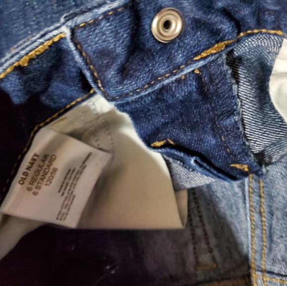 Little Girl's Size 6 Regular Old Navy Jeans - Picture 2 of 3